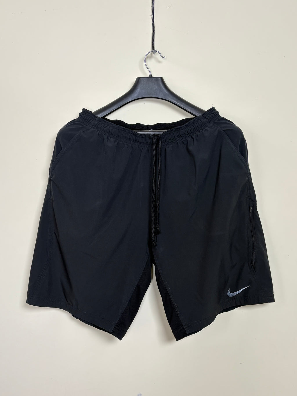 Nike Dri-FIT Performance Running Shorts - Black with Zippered Pocket and Reflective Swoosh
