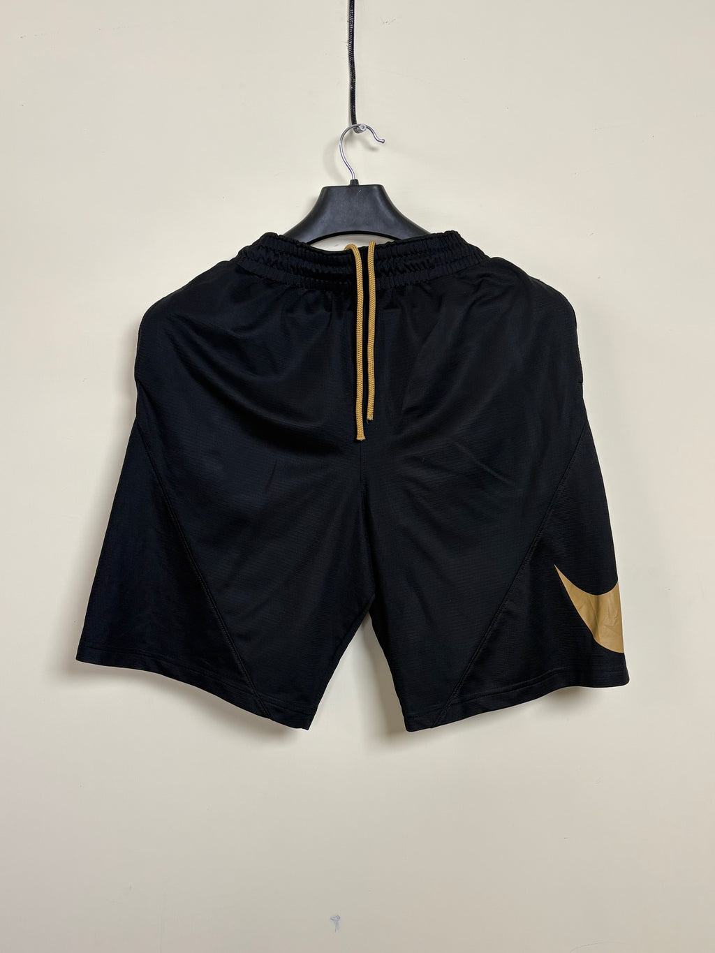 Nike Big Swoosh Training Shorts (Black/Gold)