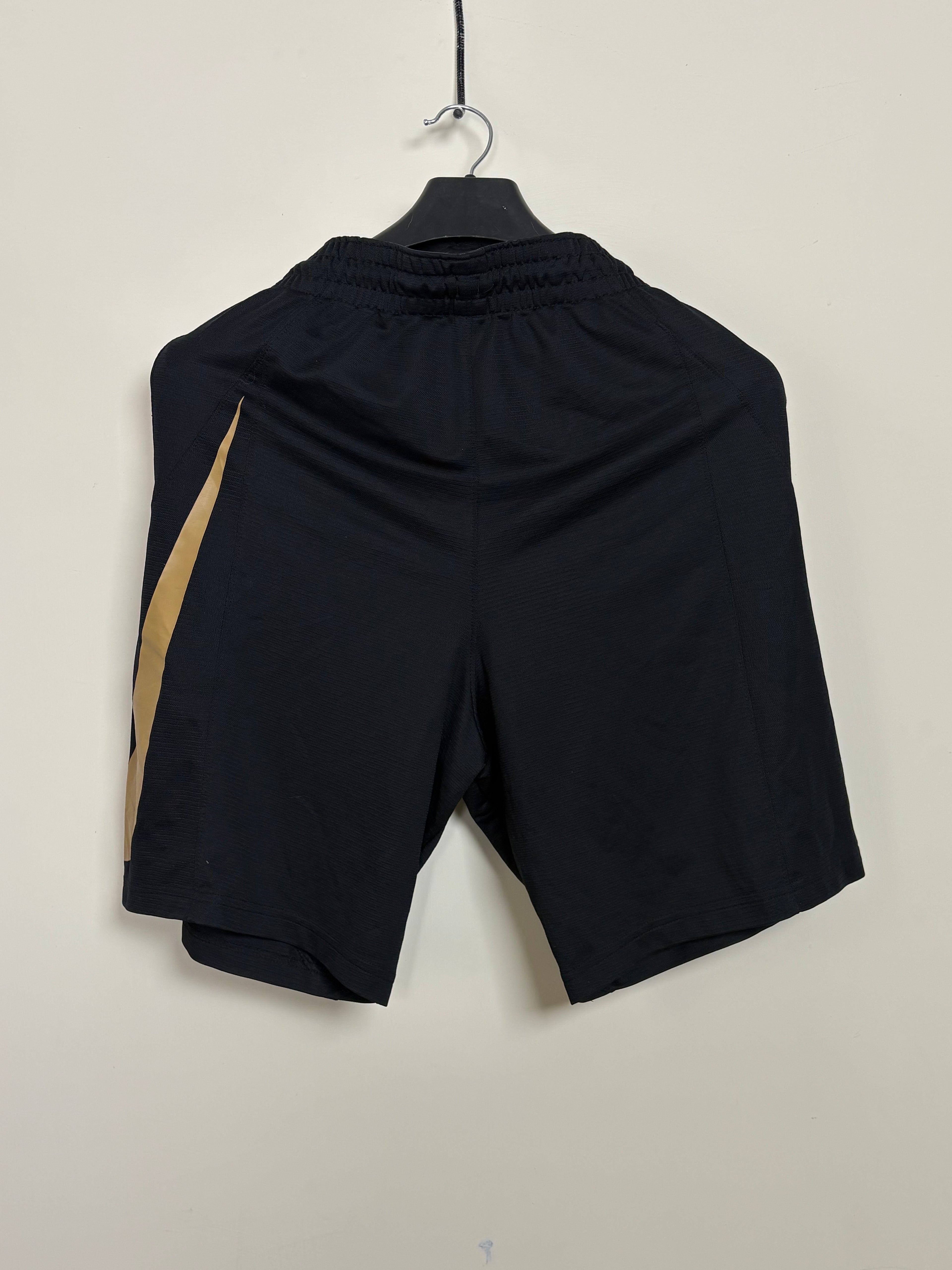 Nike Big Swoosh Training Shorts (Black/Gold)