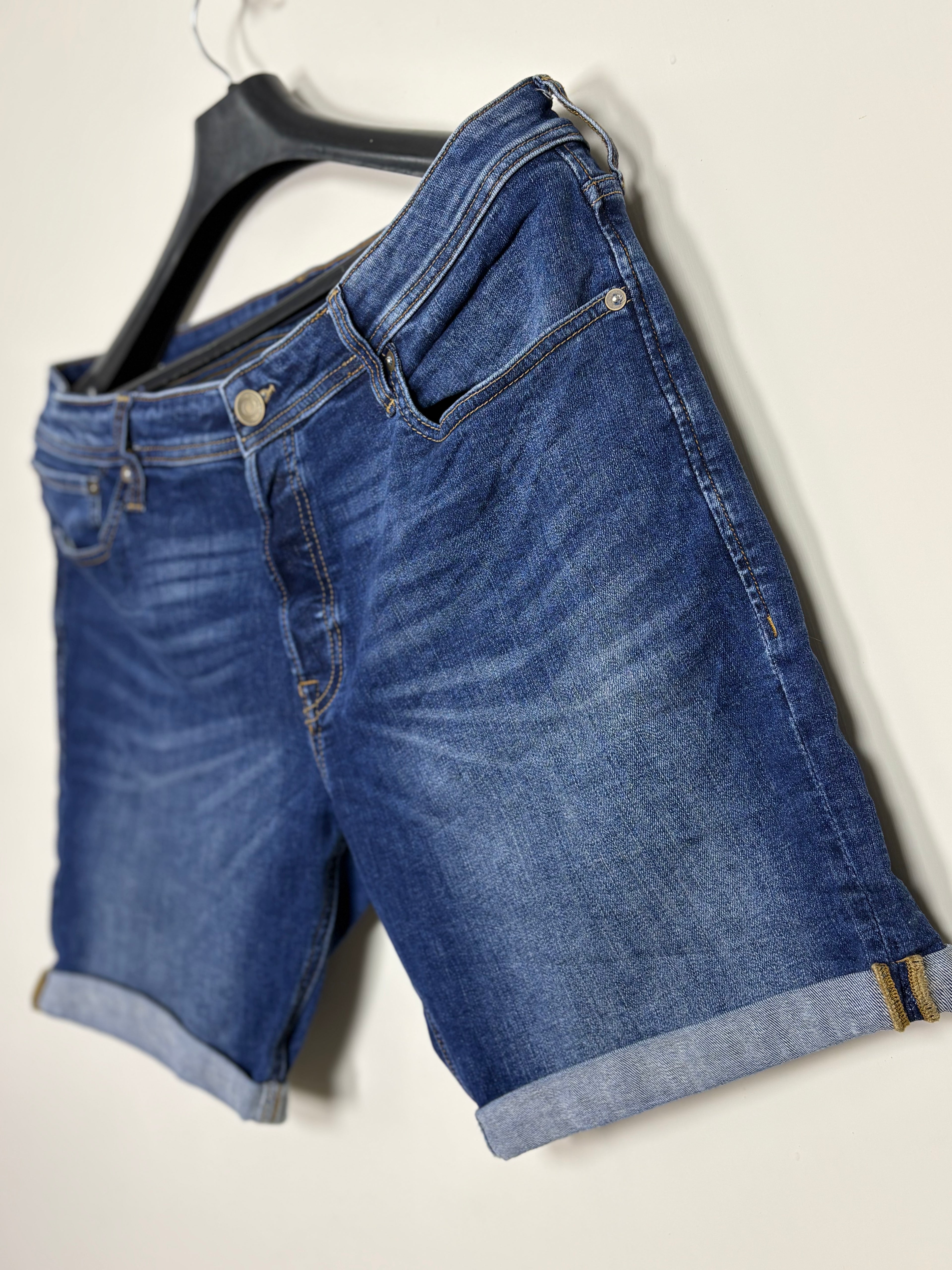 Jack & Jones Jeans Intelligence Men's Slim Fit Denim - Medium Wash Blue Jeans