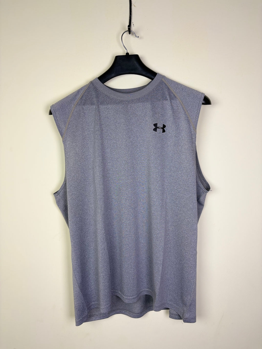 Under Armour Men's HeatGear Tech Sleeveless Training Shirt - Heather Gray