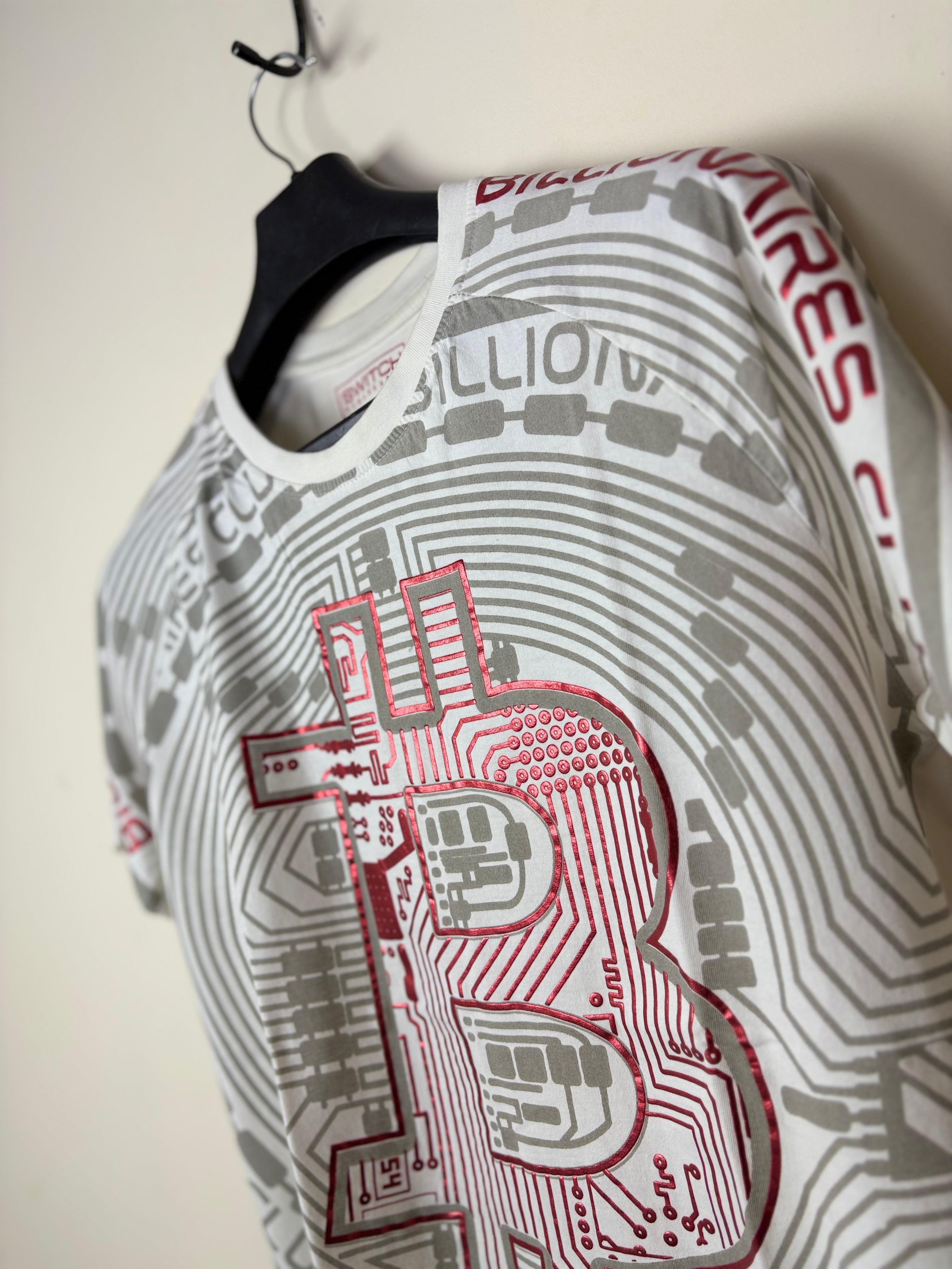 Switch Remarkable Men's Bitcoin "Billionaires Club" Graphic T-Shirt - White & Metallic Red