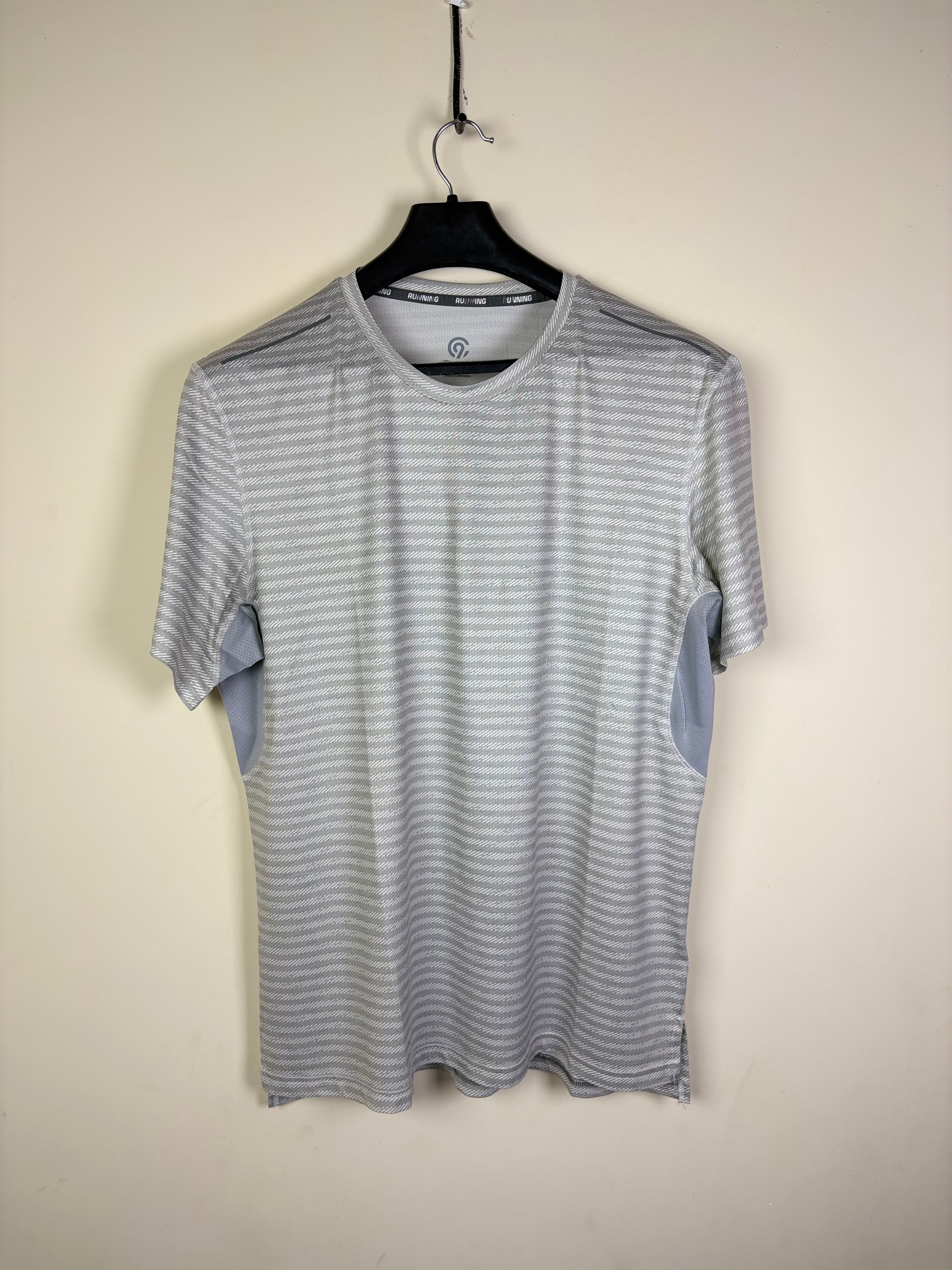 C9 Champion Men's Duo Dry Performance Striped Training T-Shirt - Grey/White