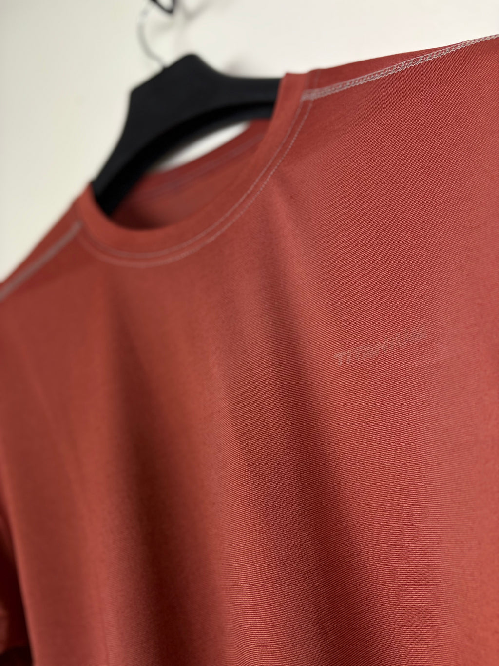 Columbia Titanium Men's Omni-Wick Performance Short Sleeve T-Shirt - Rust Orange