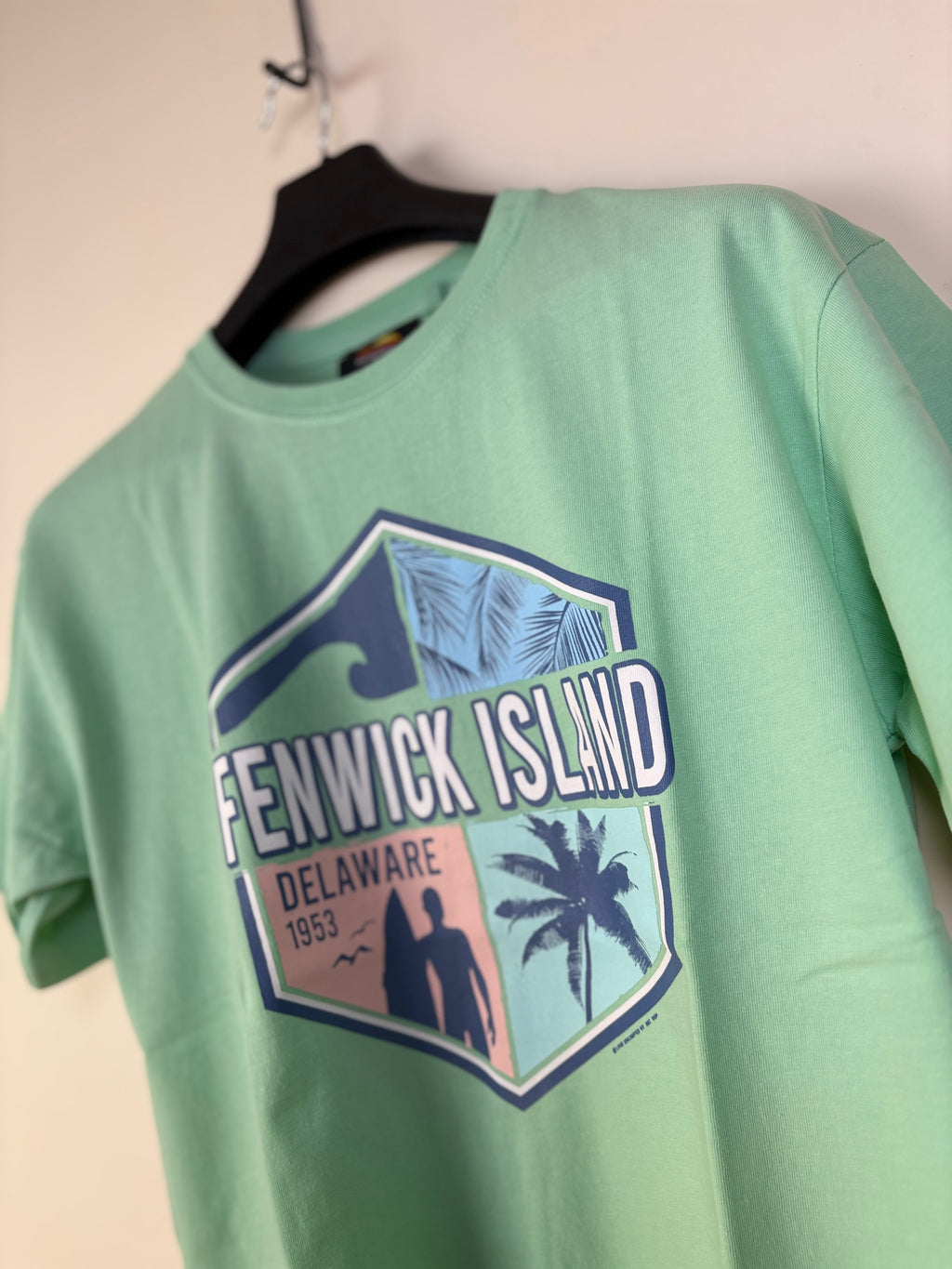 Sunsations Men's Fenwick Island Delaware Graphic Crewneck T-Shirt - Mint Green (L)