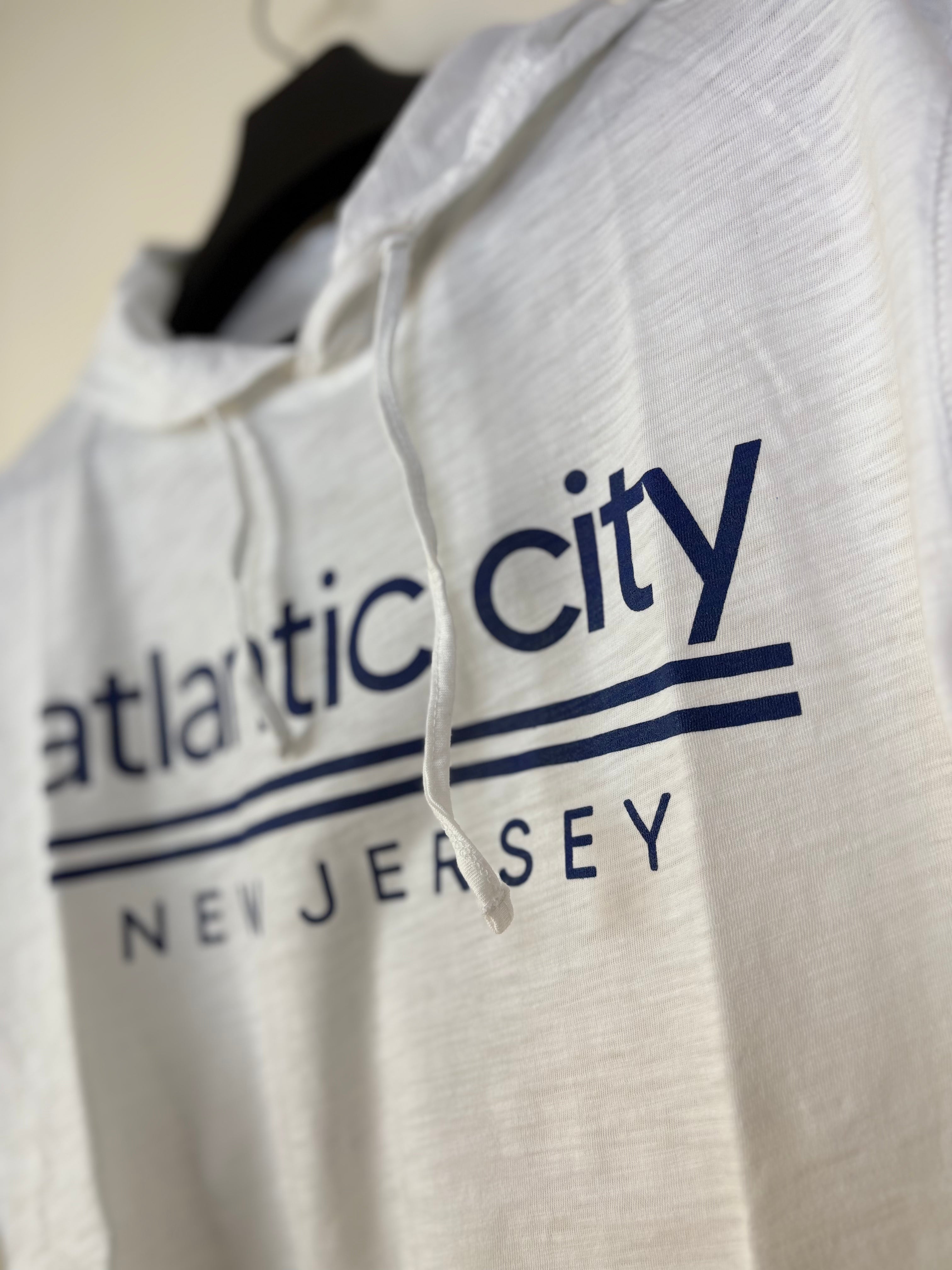 Lagaci Men's Atlantic City New Jersey Graphic Fleece Hoodie - Charcoal (L)