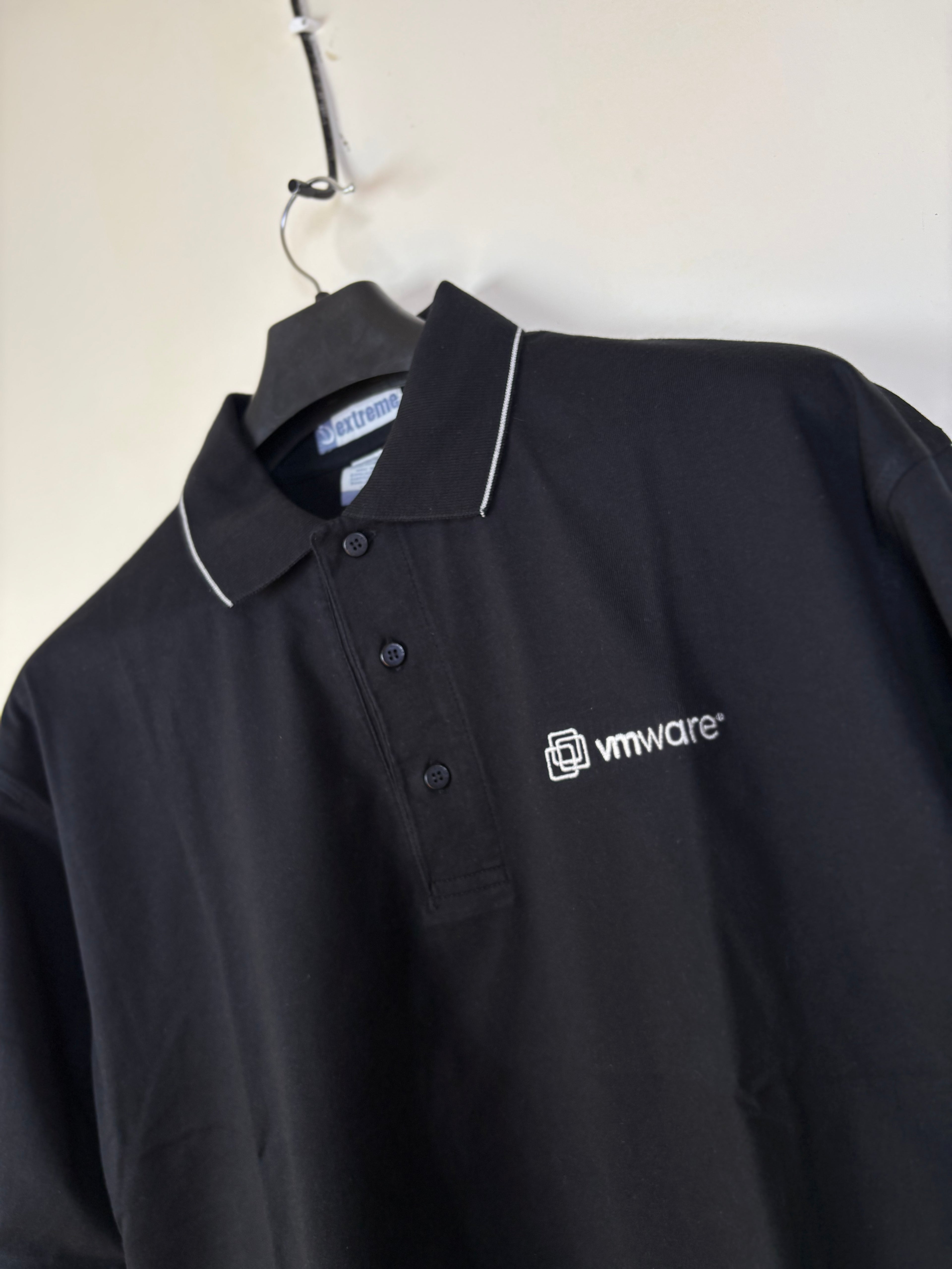 Extreme Men's VMware Embroidered Pique Polo Shirt - Black (Size L)