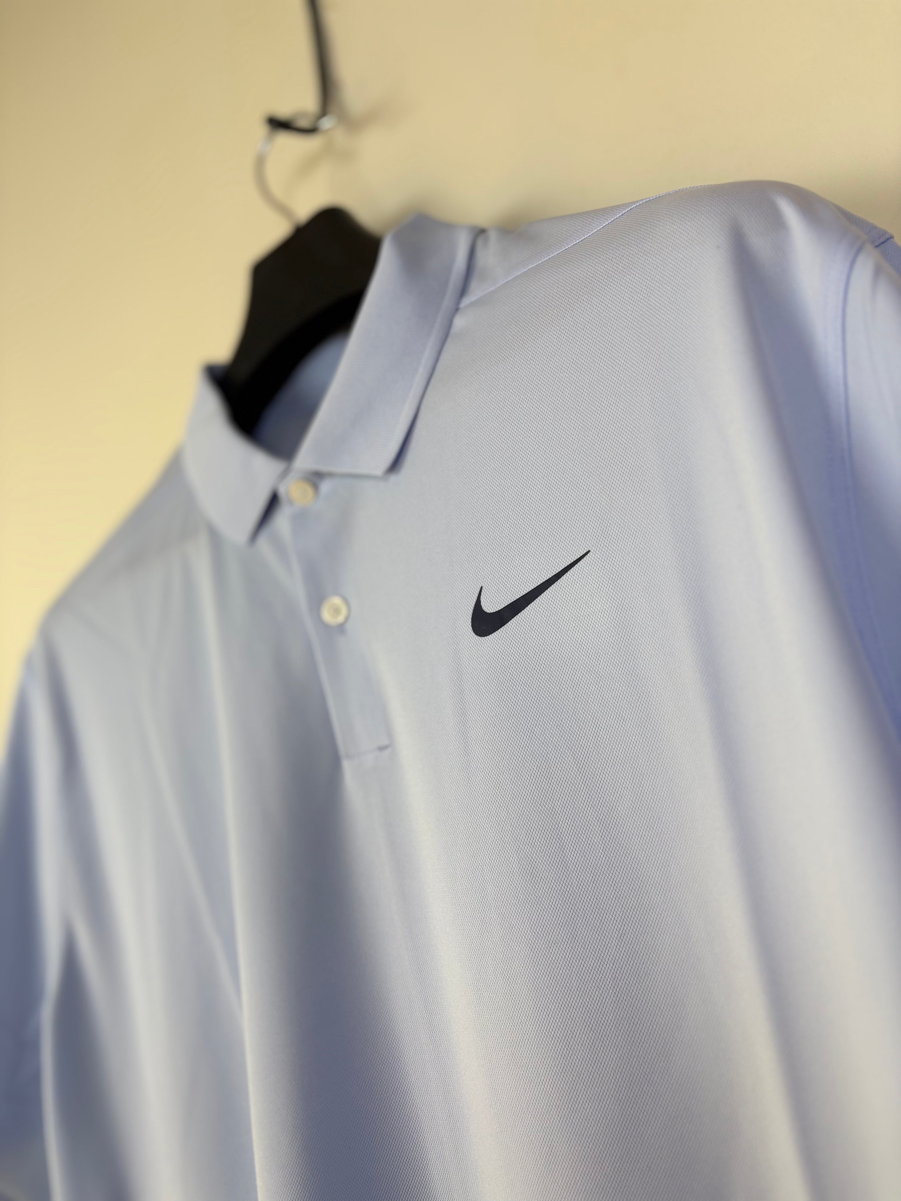 Nike Men's Dri-FIT Victory Standard Fit Golf Polo - Light Blue