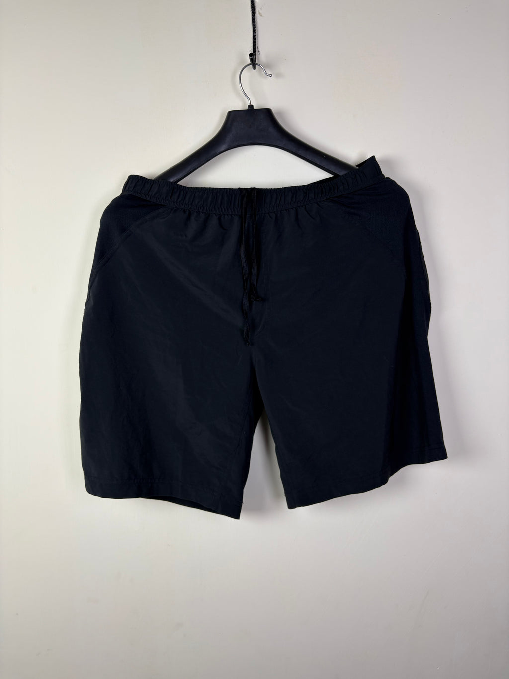 Columbia Sportswear Black Lightweight Performance Training Shorts - Men's Size Medium