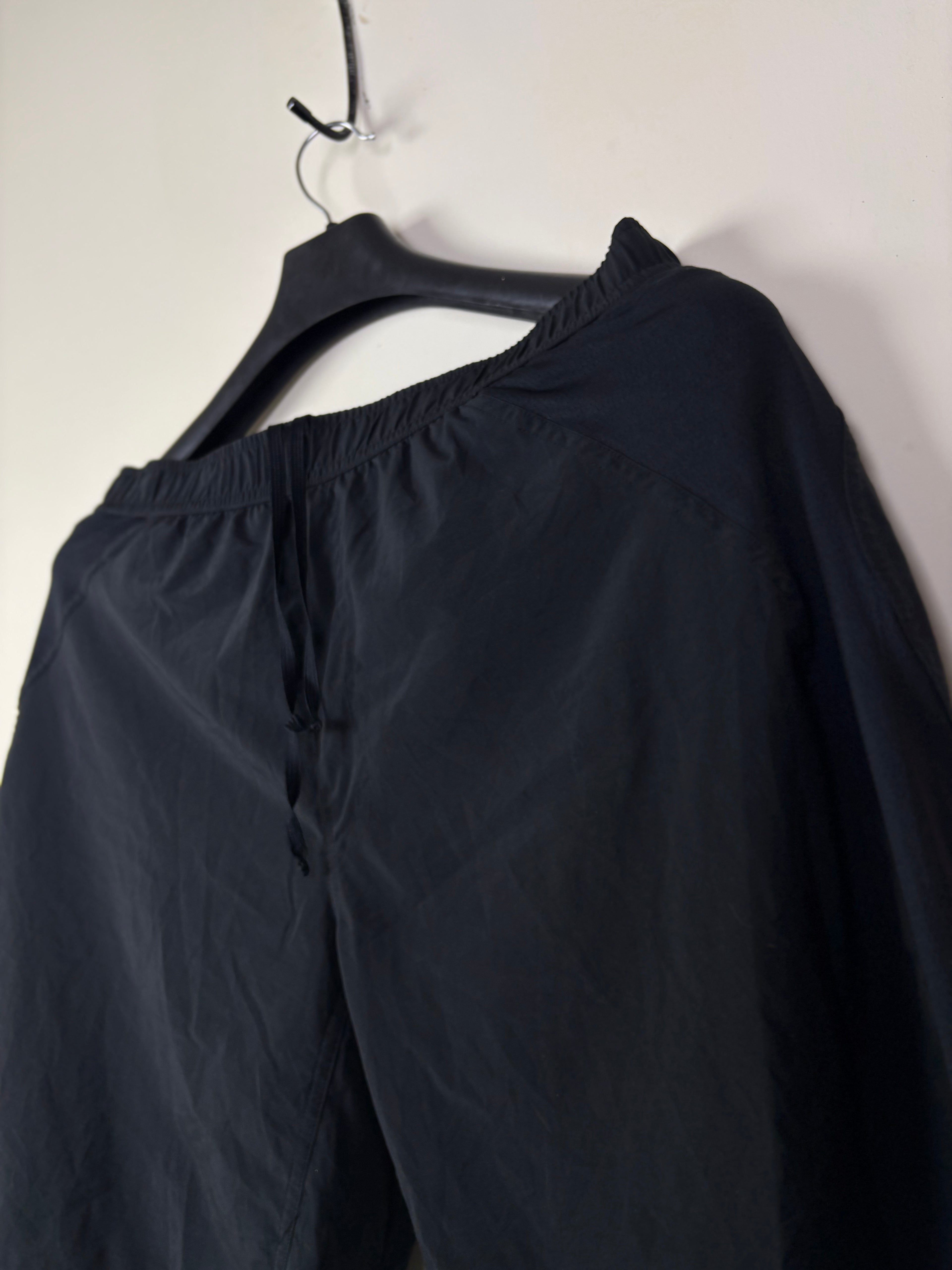 Columbia Sportswear Black Lightweight Performance Training Shorts - Men's Size Medium