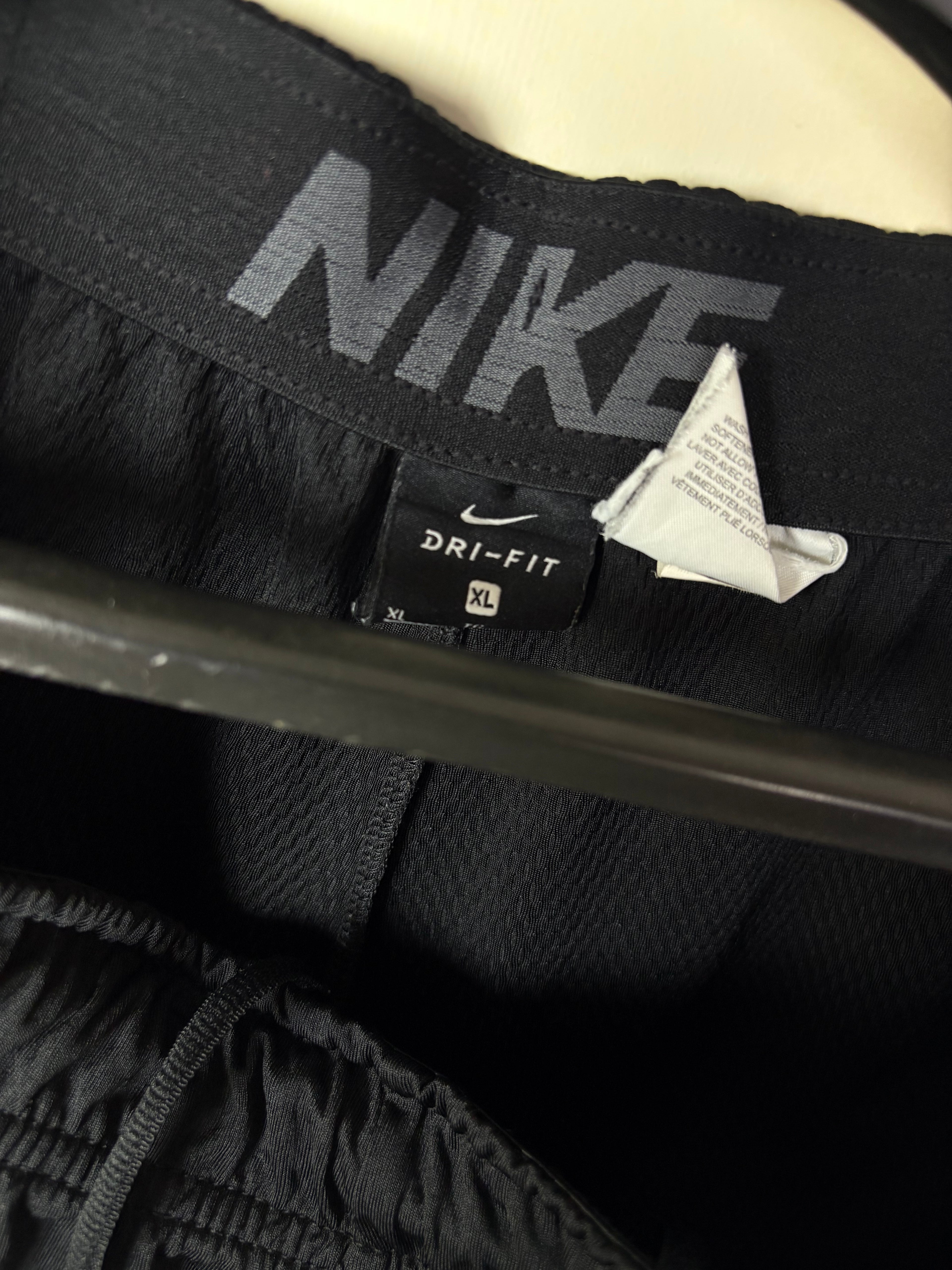 Nike Dri-FIT Black Mesh Athletic Shorts with Branded Waistband - Men's Size XL