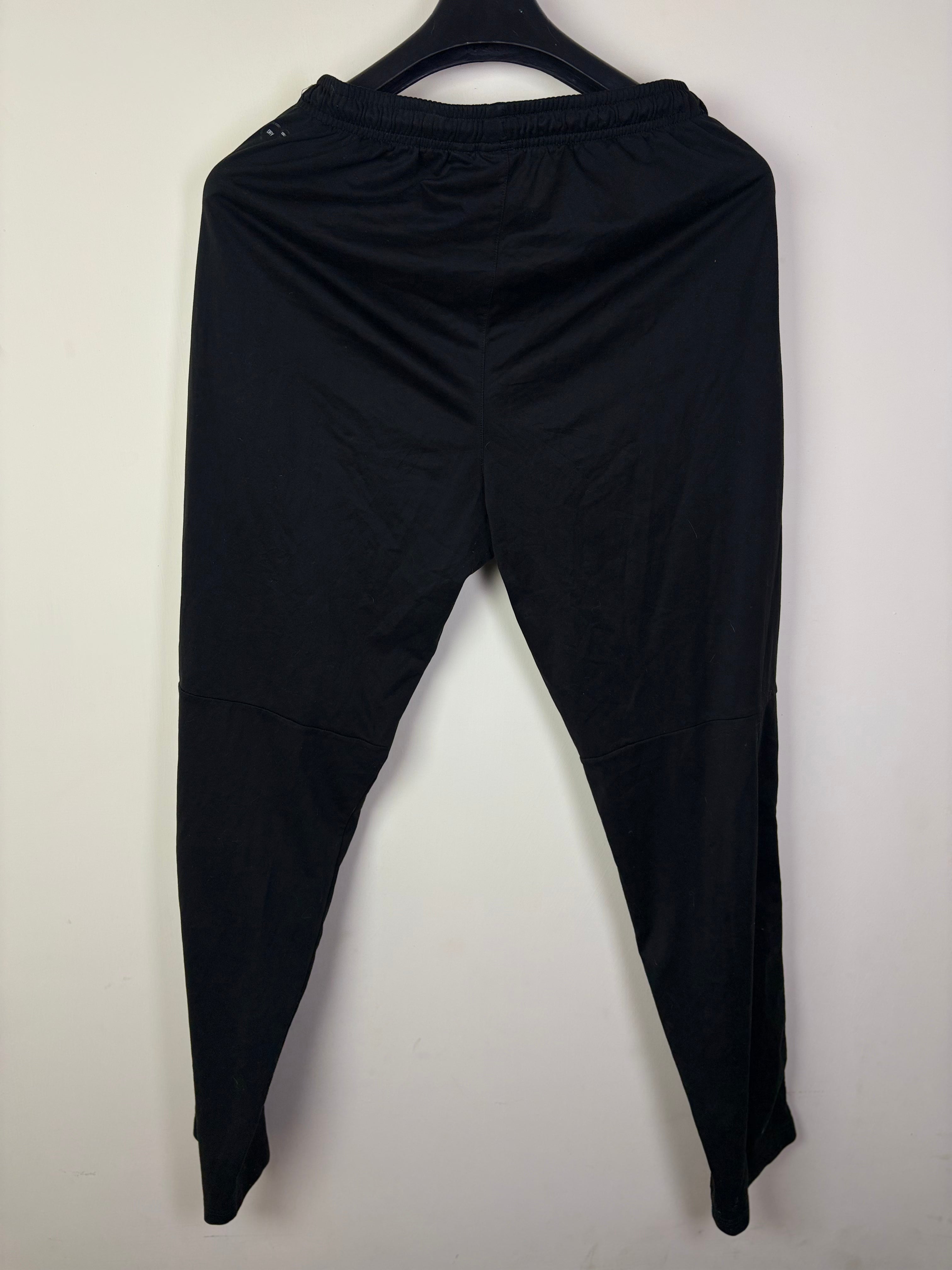 Puma Men's Essentials Logo Training Pants - Black