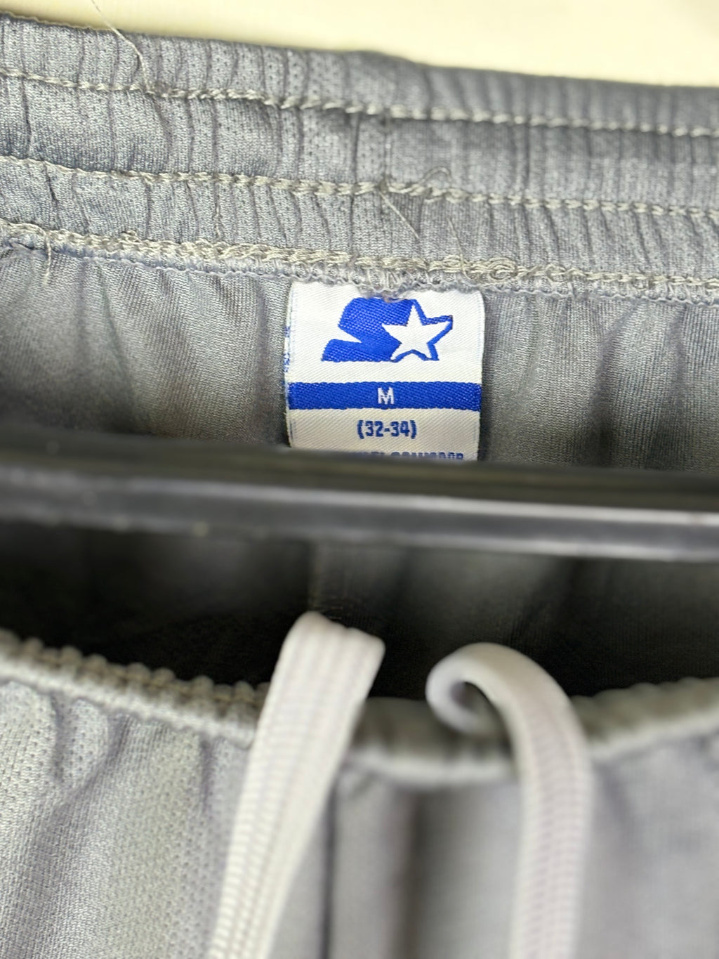 Starter Grey Performance Mesh Athletic Shorts - Men's Size Medium (32-34)