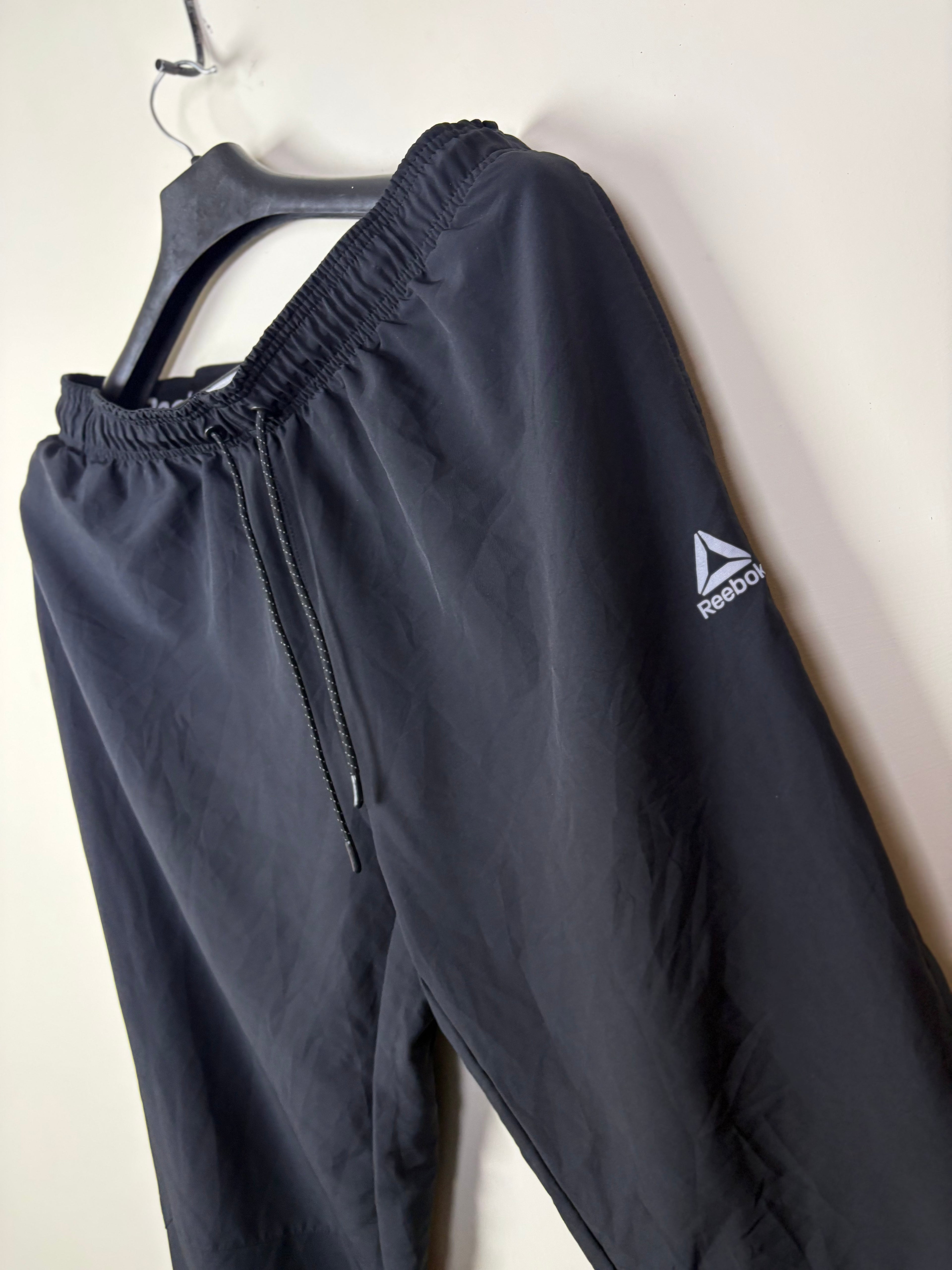 Reebok Performance Essentials Woven Training Joggers Black - Size XL