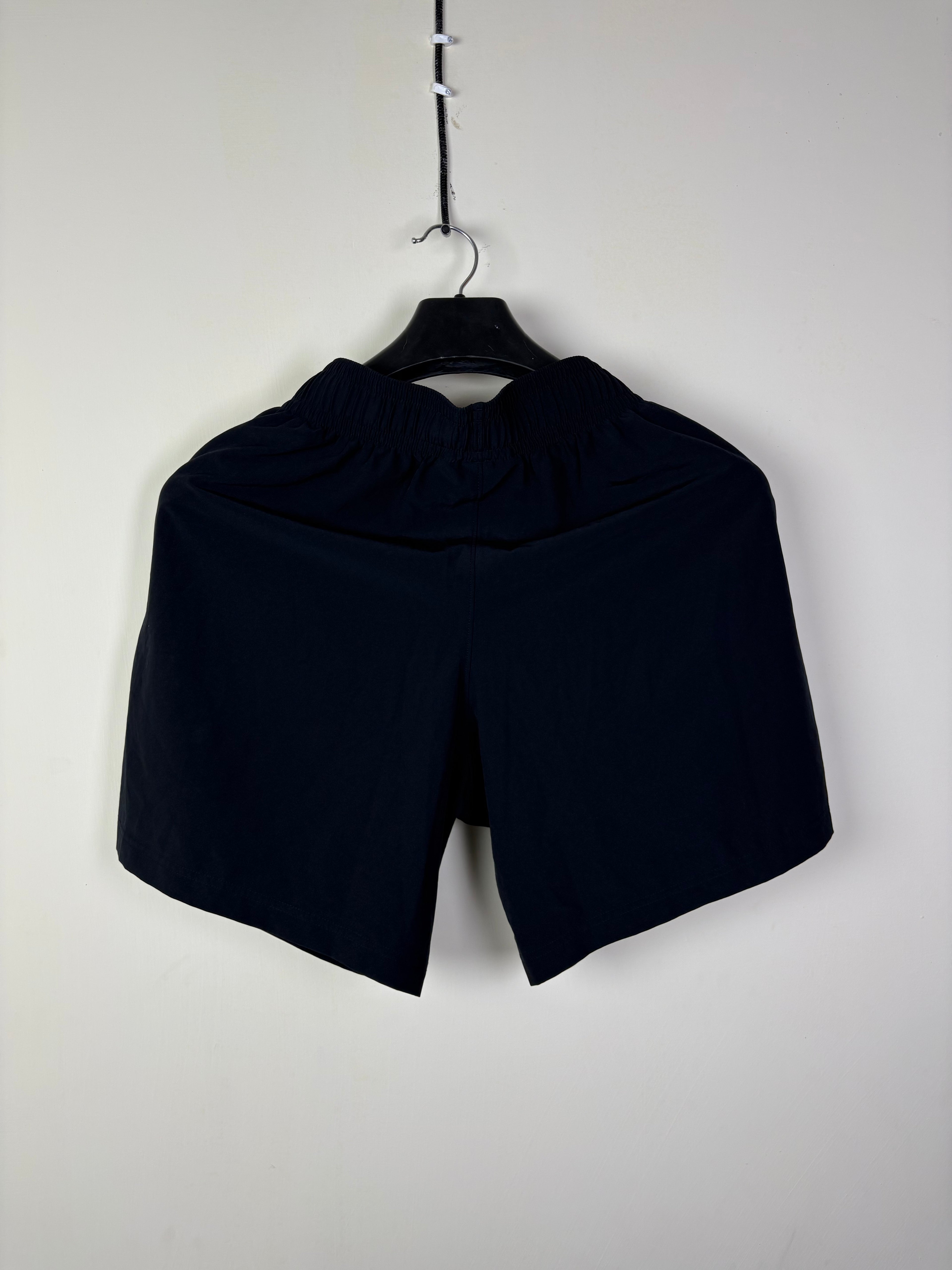 Under Armour Men's Black Loose-Fit Performance Training Shorts - Size Small