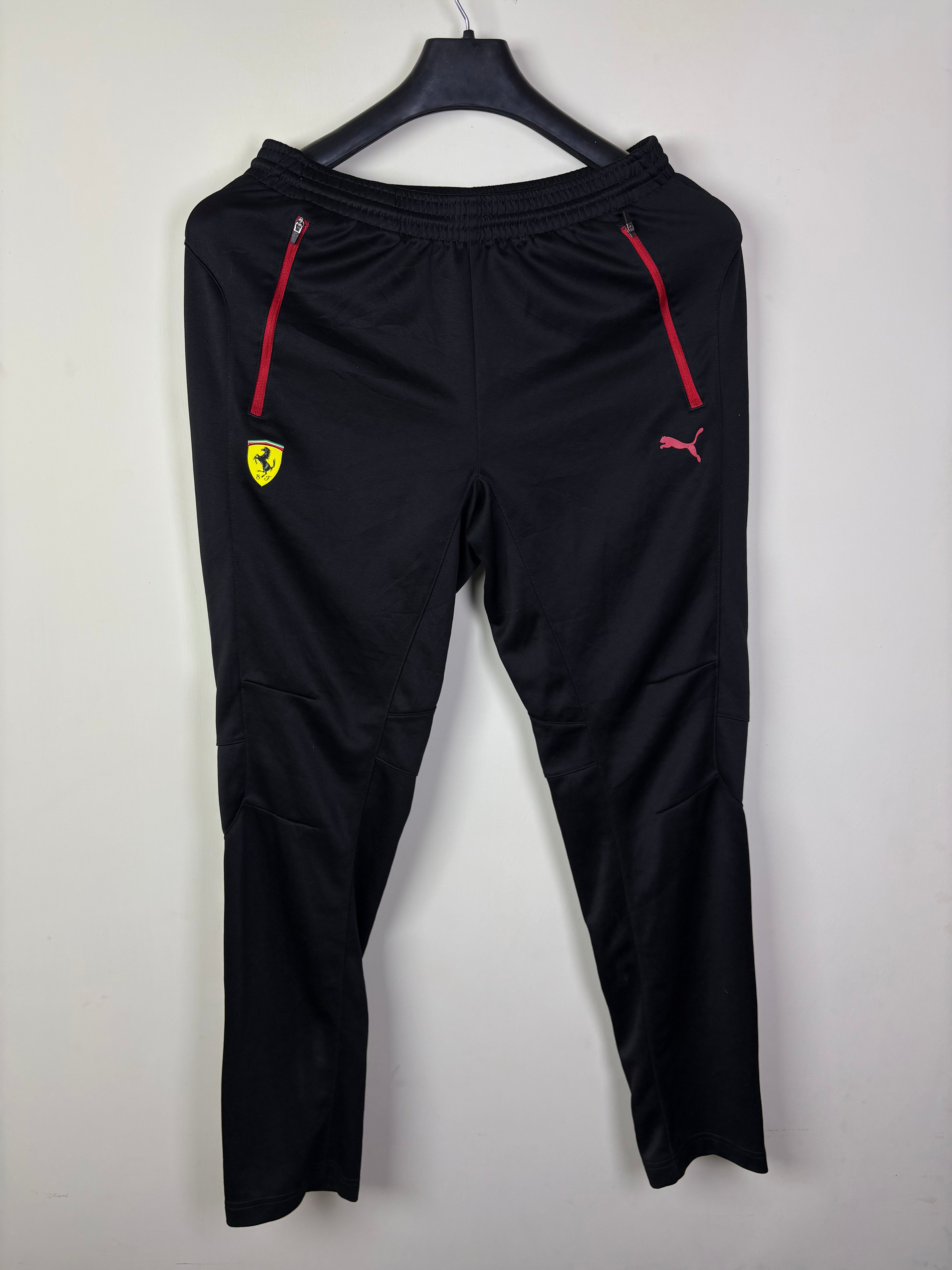 Puma x Ferrari Scuderia Fanwear T7 Track Pants Black - Size Medium