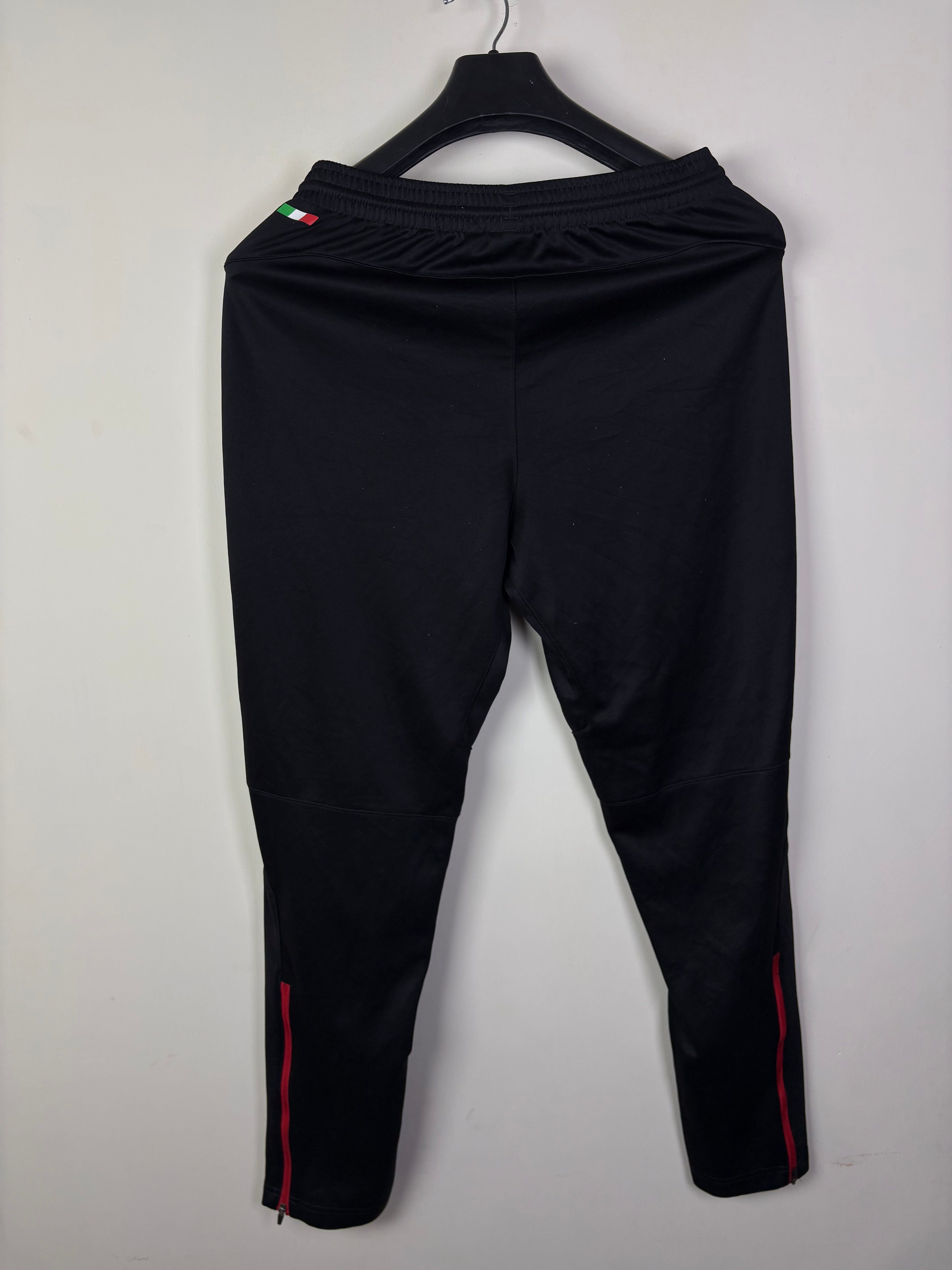 Puma x Ferrari Scuderia Fanwear T7 Track Pants Black - Size Medium