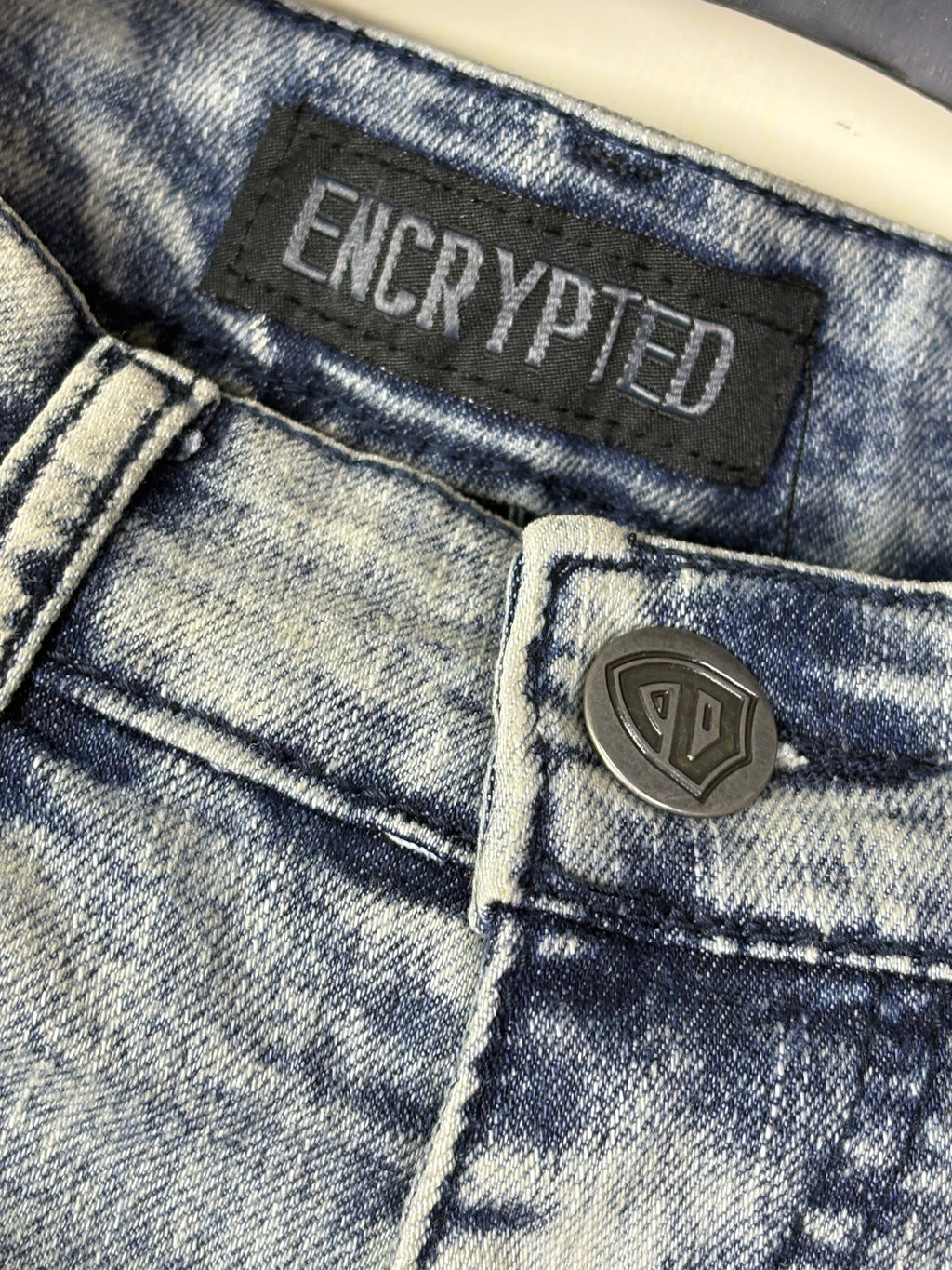 ENCRYPTED Men's Textured Moto Denim Shorts - Medium Wash