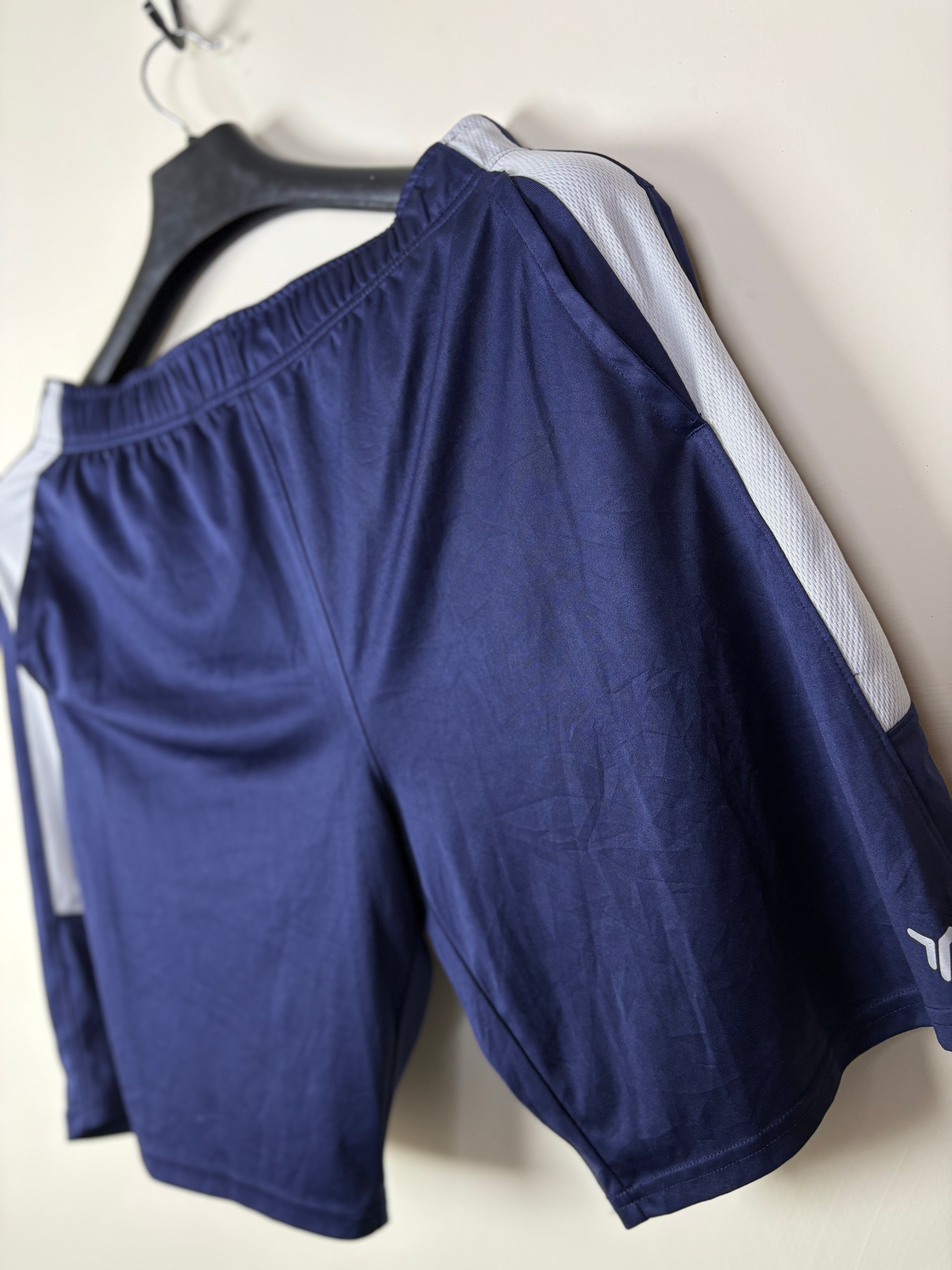 Old Navy Active Men's Go-Dry Mesh-Panel Training Shorts - Navy Blue/Grey