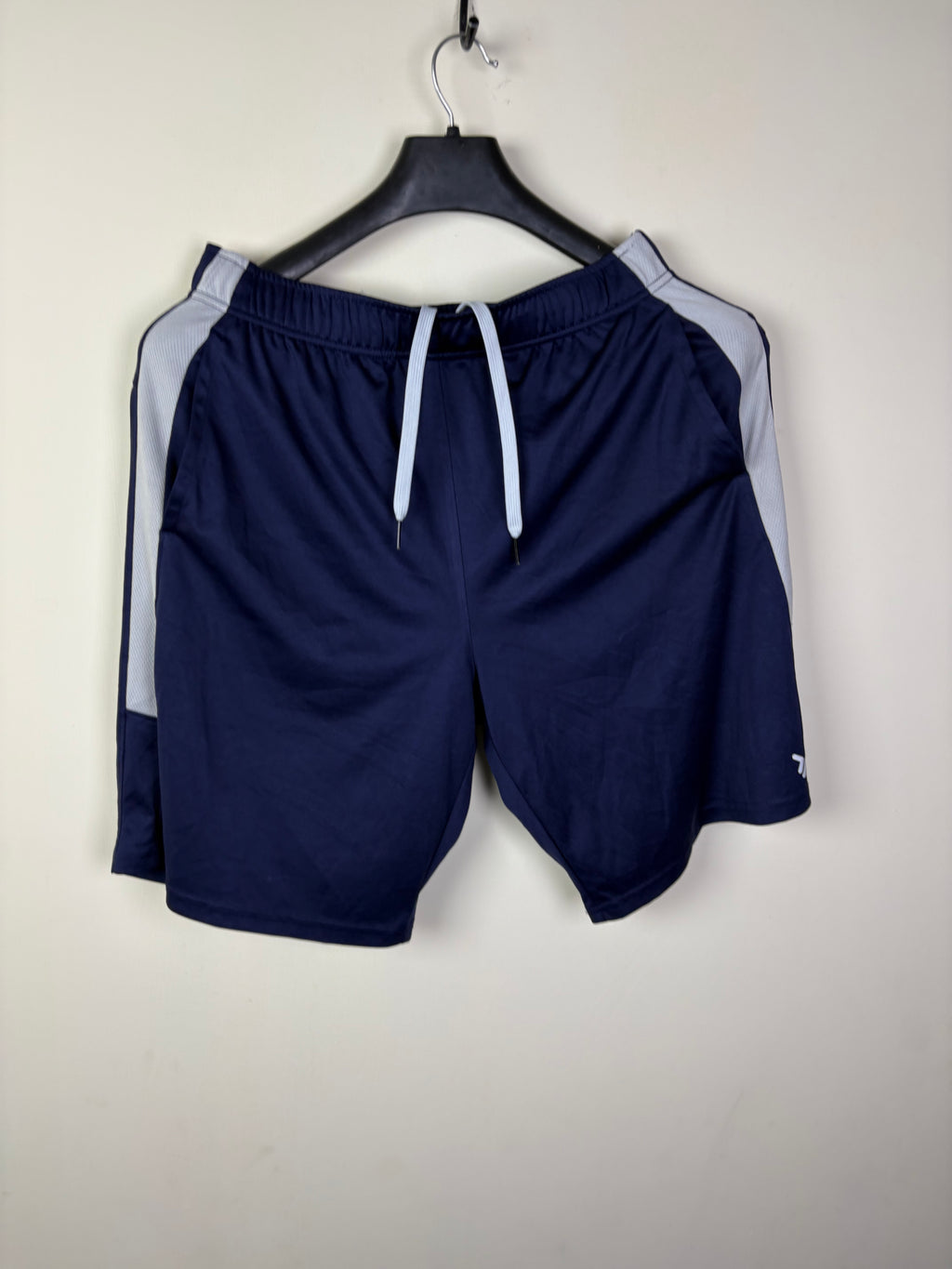 Old Navy Active Men's Go-Dry Mesh-Panel Training Shorts - Navy Blue/Grey