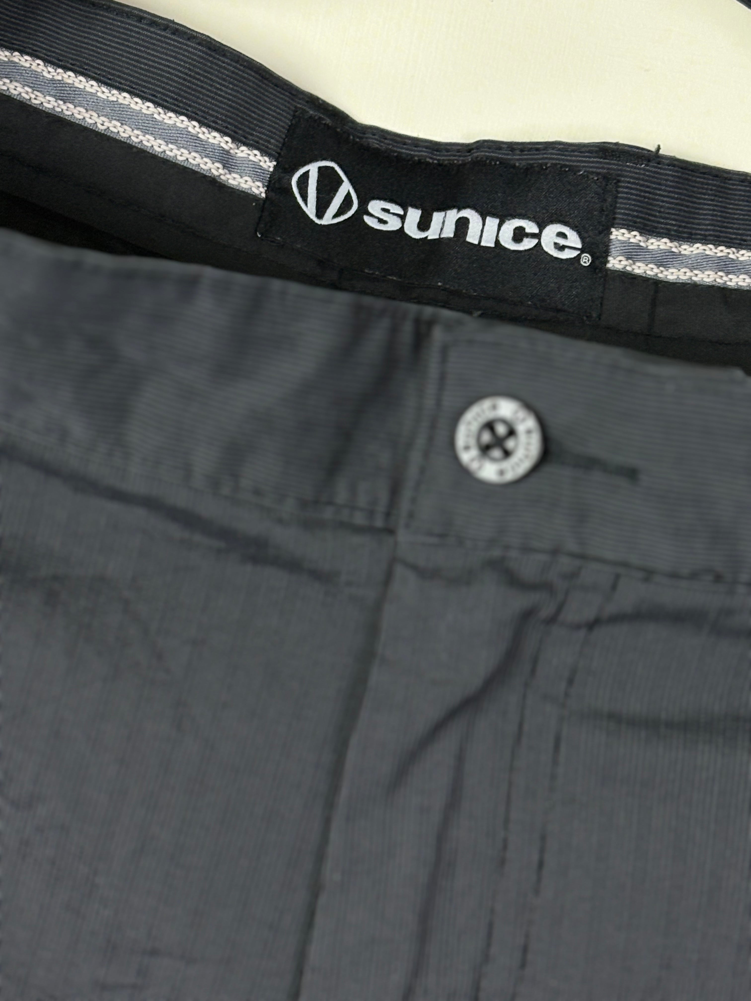 Sunice Men's Performance Lightweight Golf Shorts - Carbon Grey