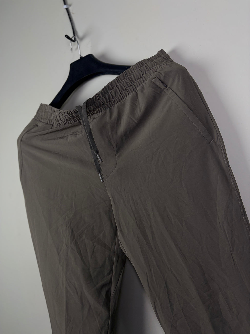 All in Motion Men's Golf Everyday Tapered Chino Pants - Soft Brown