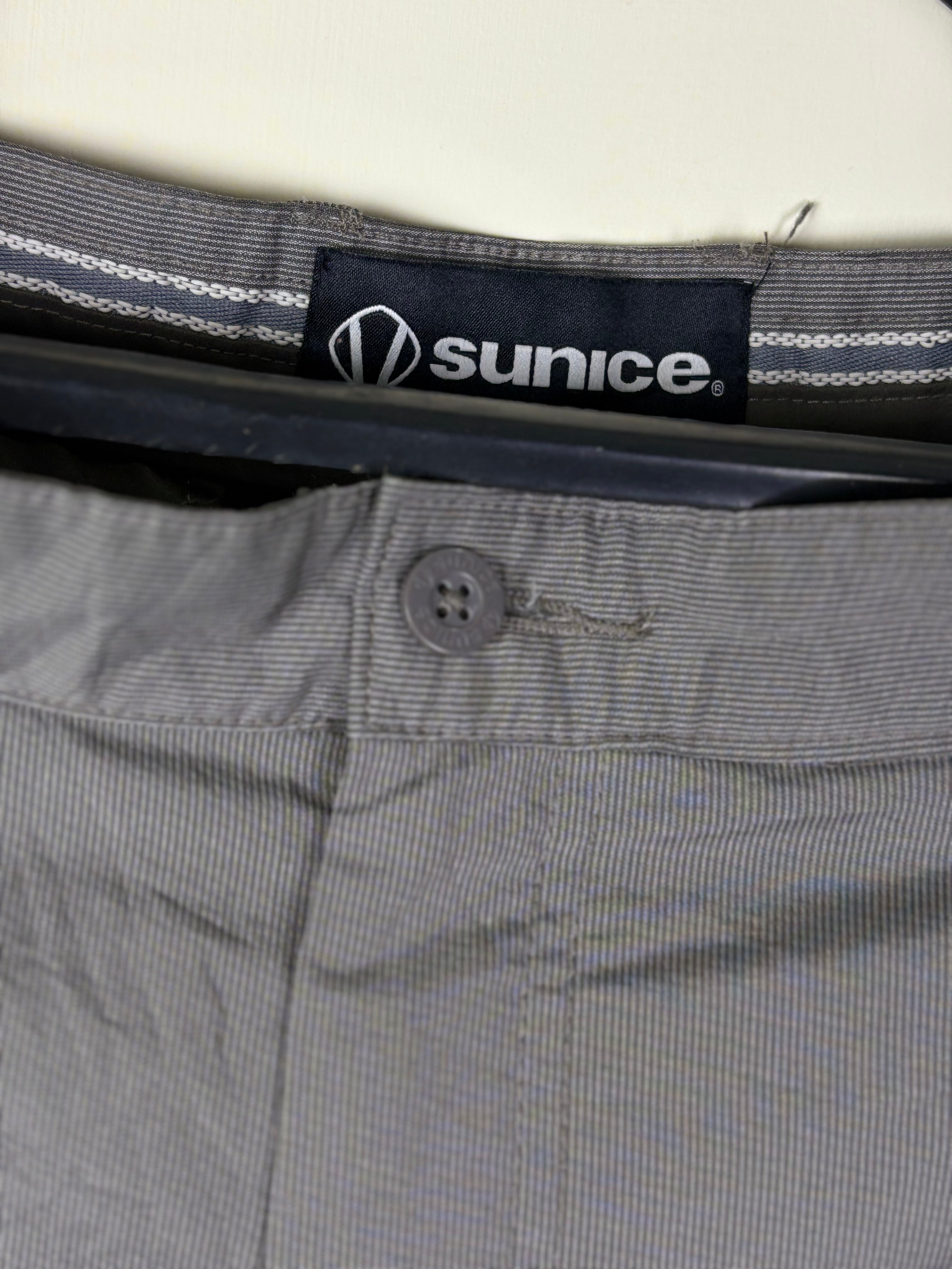Sunice Men's Performance Golf Shorts - Grey