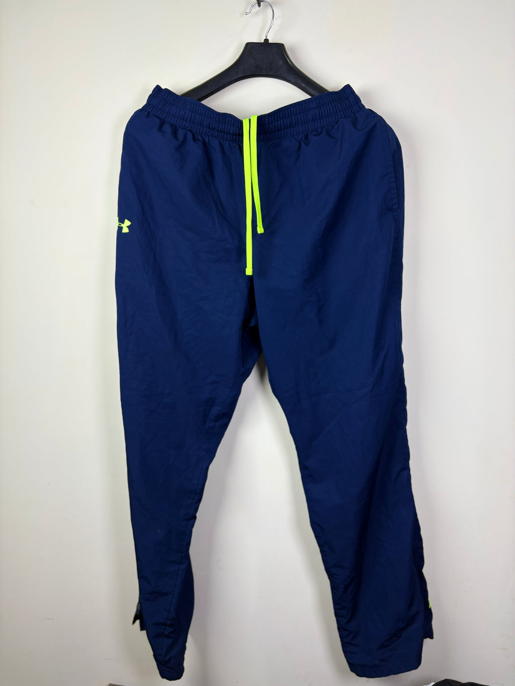 Under Armour Men's Vital Woven Training Pants - Navy/Neon Yellow